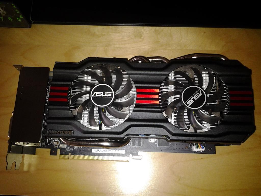 asus670_zps34bd110c.jpg