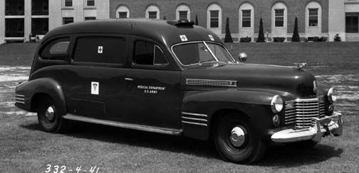 id_cadillac_ambulance_1941_700.jpg