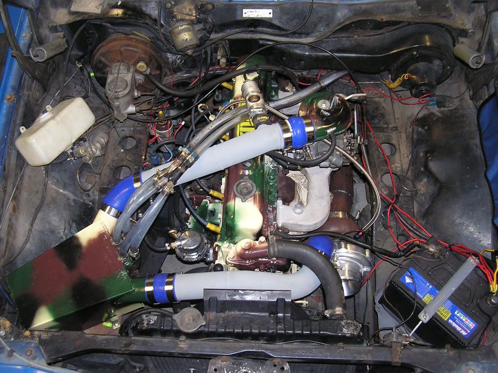 http://i867.photobucket.com/albums/ab240/bomber_watson/LH%20Torana/intakepiping3.jpg